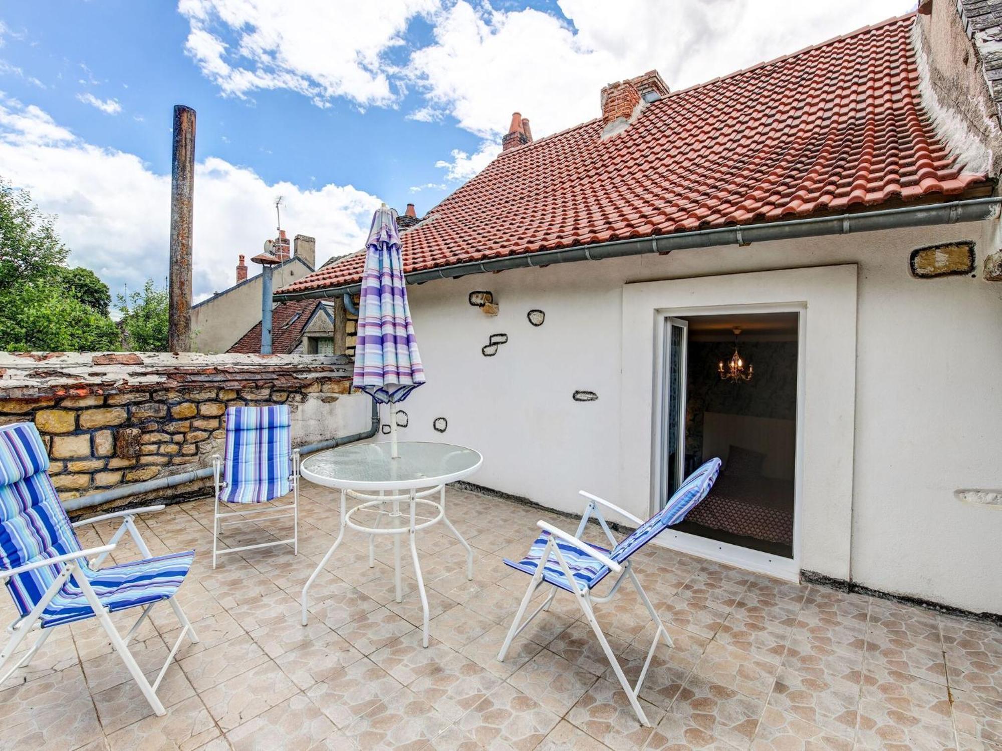Traditional Holiday Home In Brinon Sur Beuvron Exterior foto